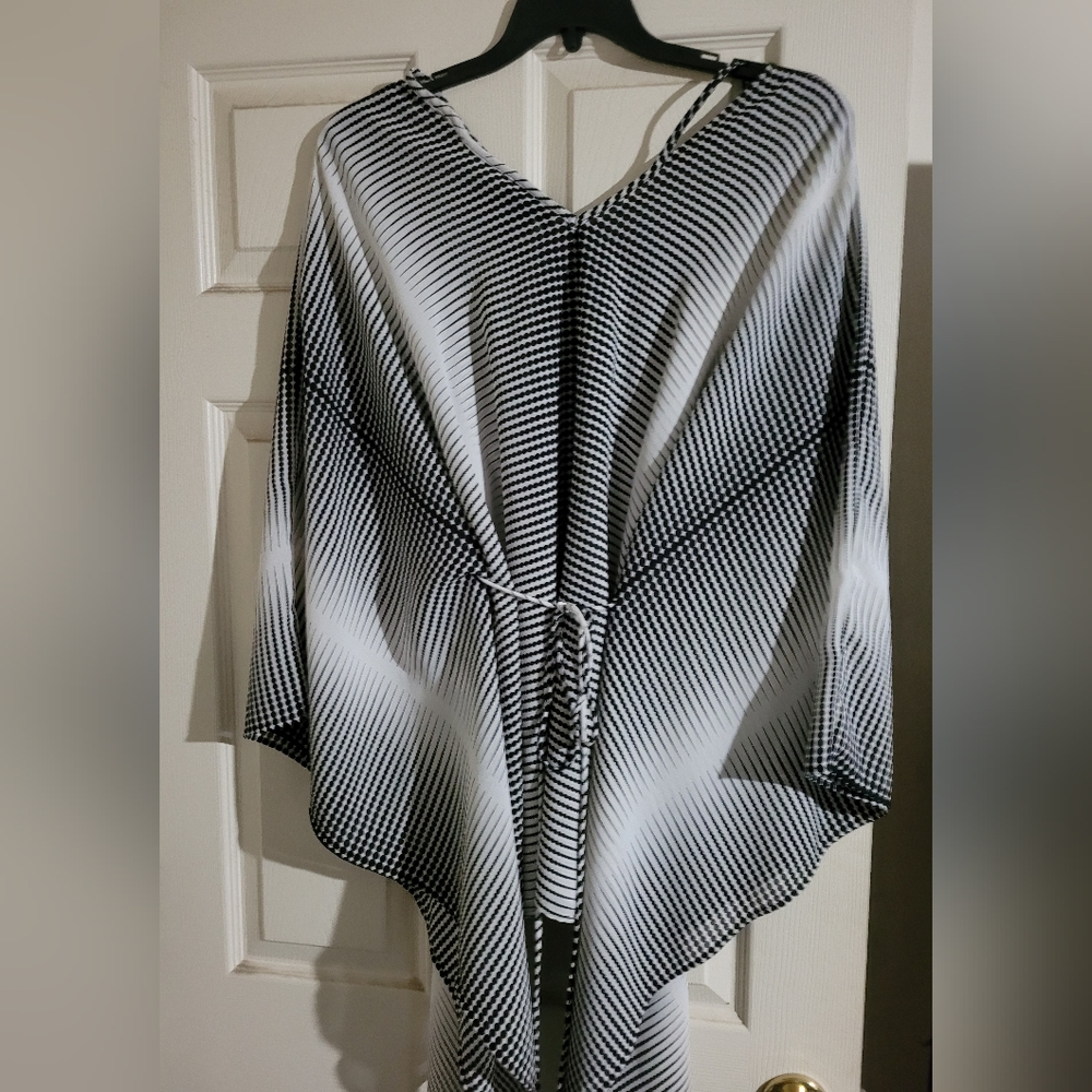 Ashley Stewart Poncho Blouse - 18/20